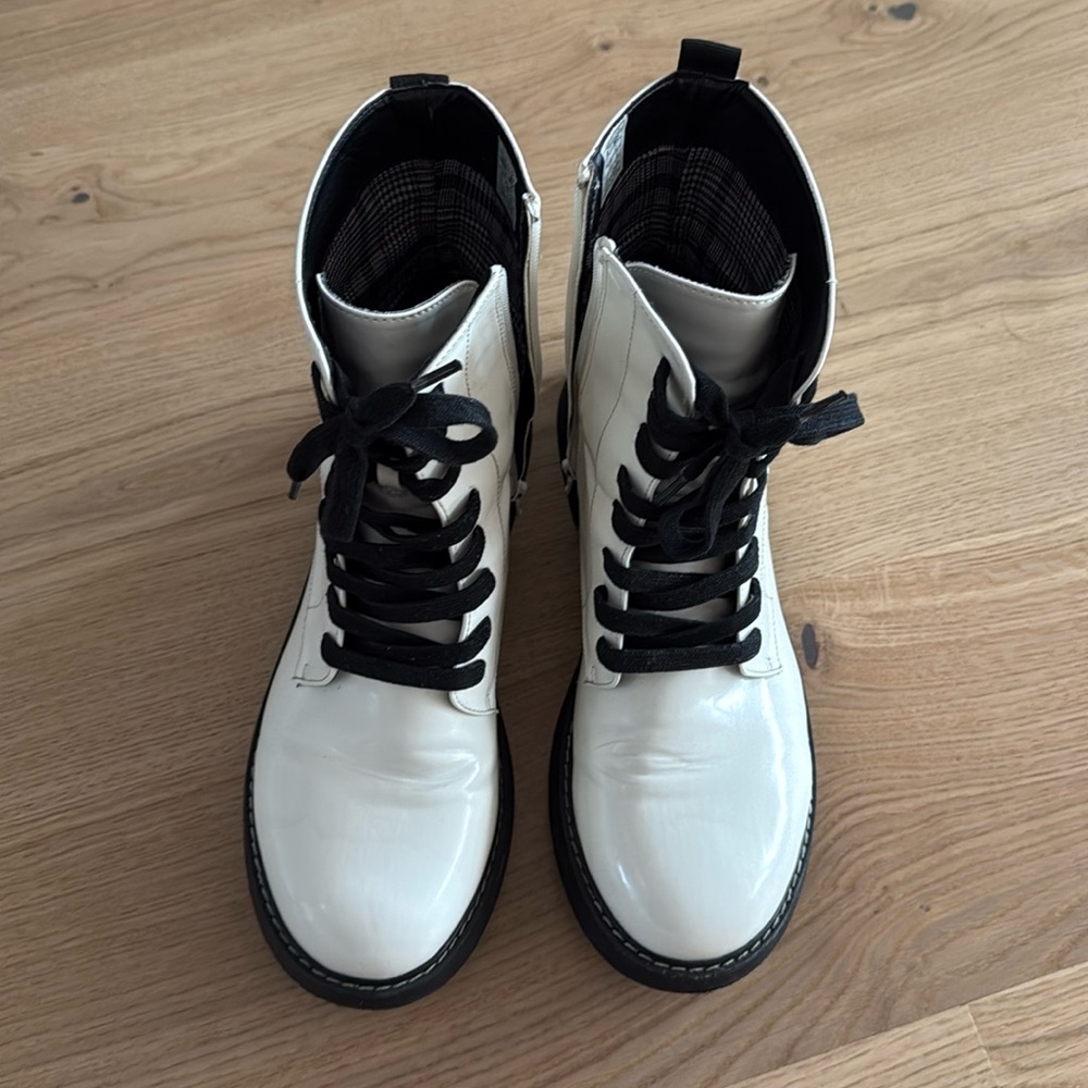 Rocket Dog Boots